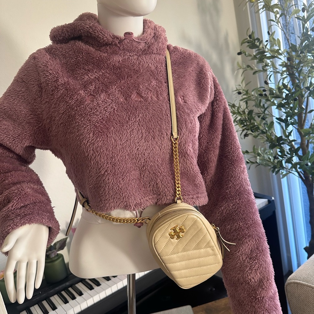 Tory Burch Beige Quilted Crossbody Bag - Picture 2 of 12